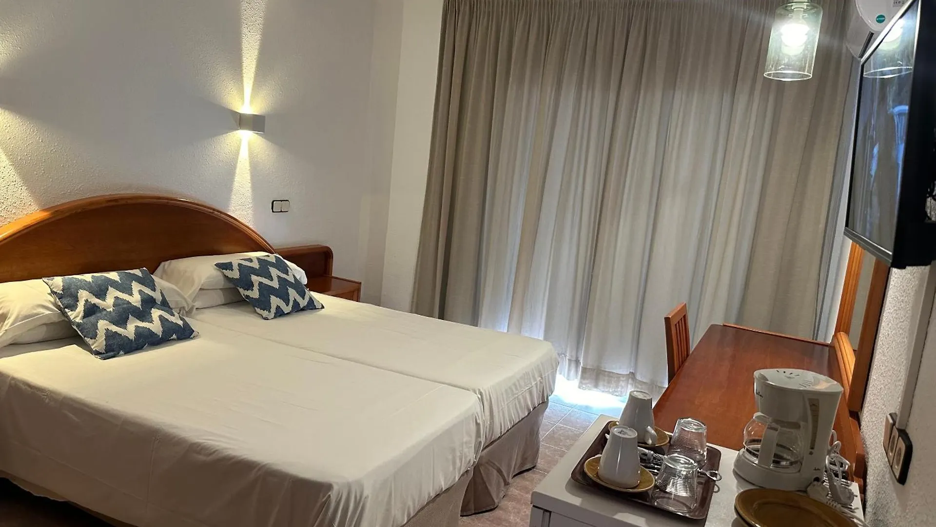 Cala D´Or Hostal De La Caravel-La בית הארחה Cala D´Or