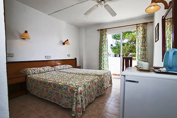 Cala D´Or Hostal De La Caravel-La 0*, Cala D´Or ספרד