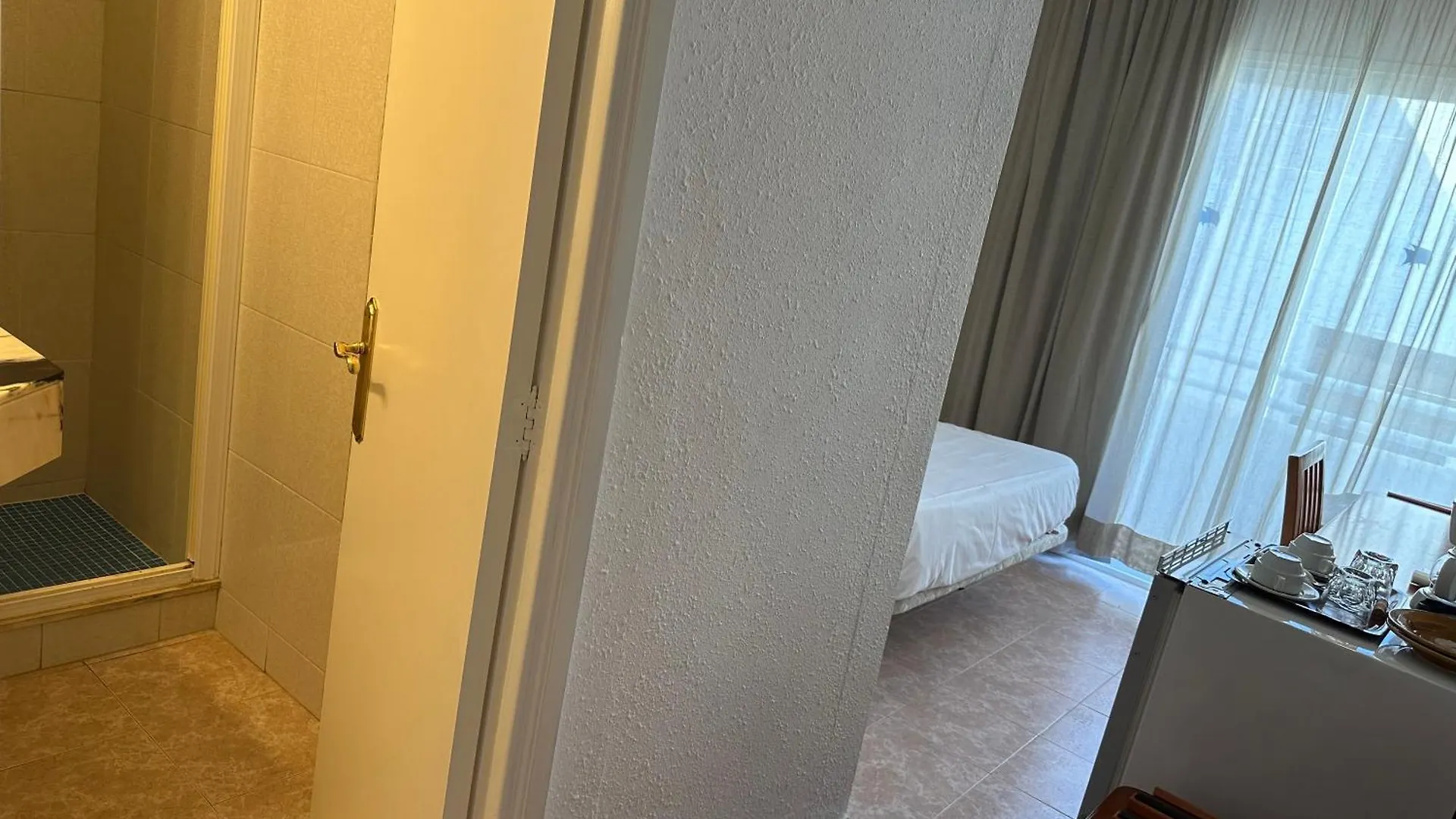 Hostal De La Caravel-La Cala D´Or 0*,